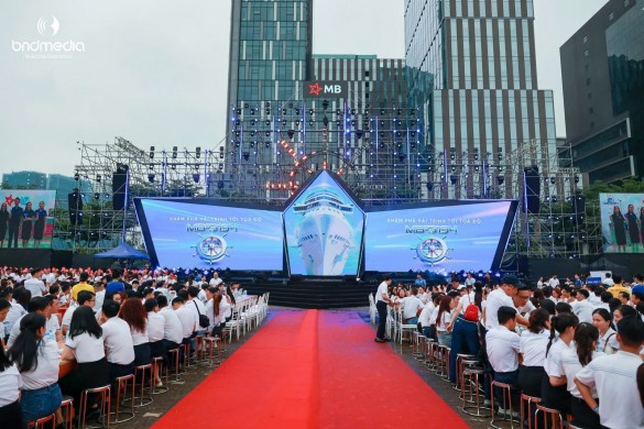 MEETING KỶ NIỆM 31 NĂM THÀNH LẬP MB "MOVE BEYOND"